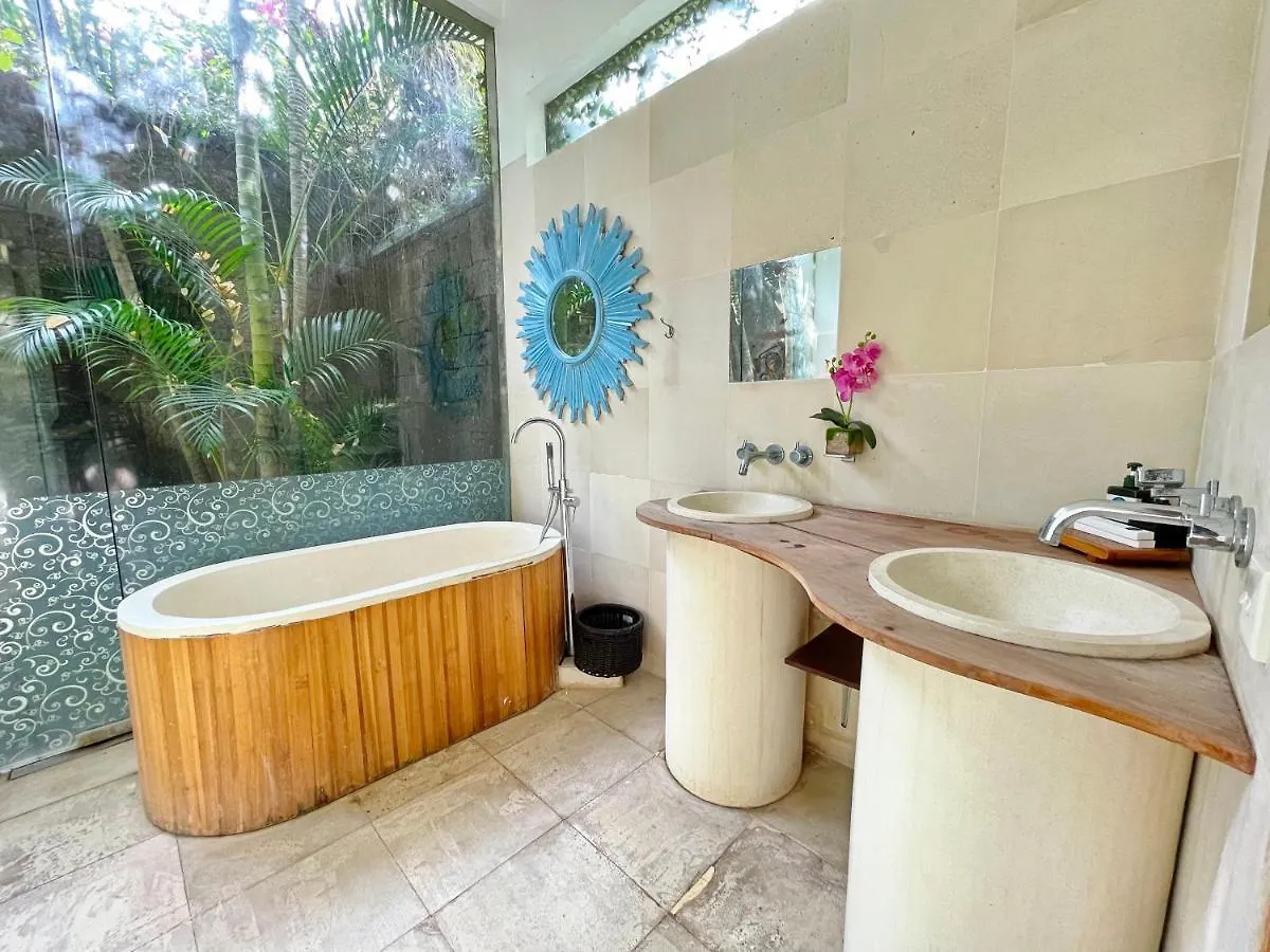 Resort Hotel The Gardens Seminyak